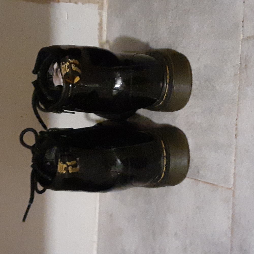 Dr  MARTENS  boots  size  2  nina - Picture 4 of 8